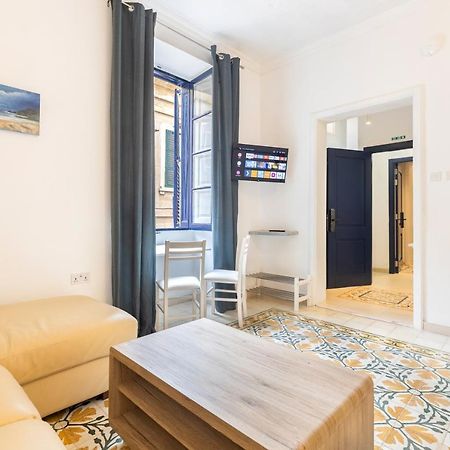 A Studio Apartment In Malta'S Capital Valletta Exterior photo